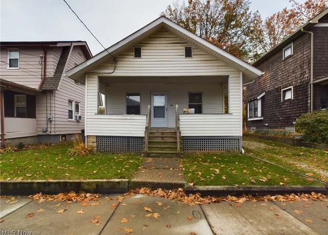 Property at 440 Tyner St, Akron, OH 44311, 3 beds, 1 bath