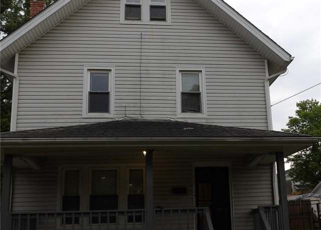 Property at 974 E Archwood Ave, Akron, OH 44306, 4 beds, 1 bath