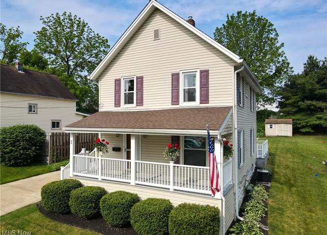 Property at 26 Walnut Ct, Mogadore, OH 44260, 3 beds, 2 baths