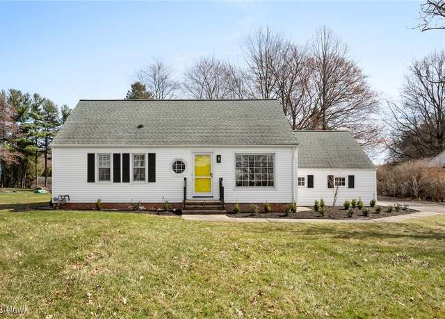 Property at 5205 Harper Rd, Solon, OH 44139, 3 beds, 2.5 baths