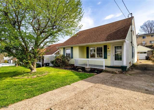 Property at 2620 Hollywood Blvd, Steubenville, OH 43952, 3 beds, 1 bath