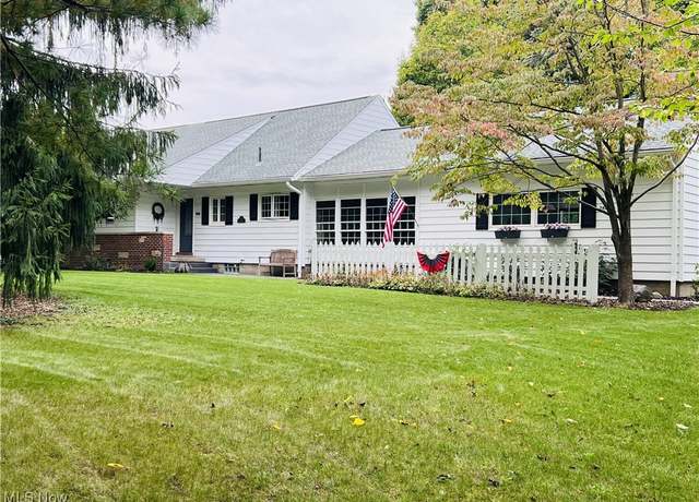 Property at 2471 Brice Rd, Akron, OH 44313, 5 beds, 3 baths