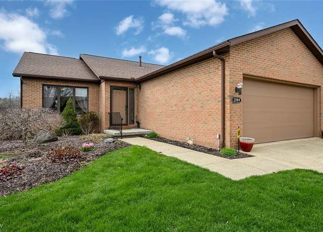 Property at 2144 Prestwick Dr, Uniontown, OH 44685, 2 beds, 2 baths