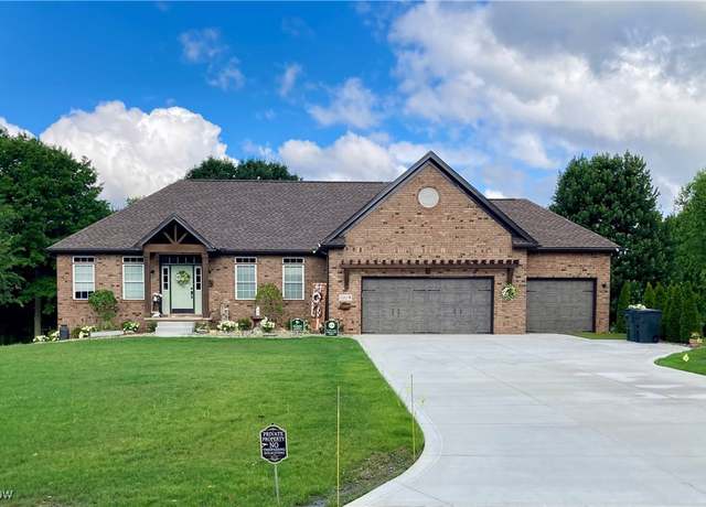 Property at 5461 Brook Run Ave NE, Louisville, OH 44641, 5 beds, 3 baths