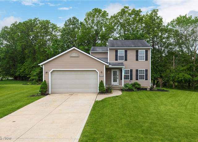 Property at 6252 W Breezeway Dr, North Ridgeville, OH 44039, 4 beds, 2 baths