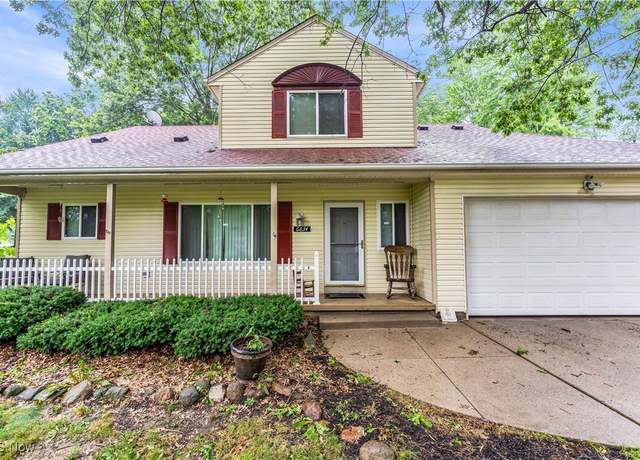 Property at 6834 Glendale Rd, North Ridgeville, OH 44039, 4 beds, 2.5 baths