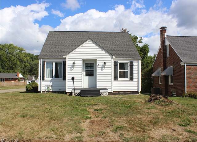 Property at 1204 Taggart St NW, Massillon, OH 44646, 3 beds, 2 baths
