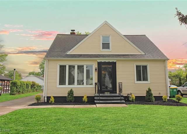 Property at 30320 Fern Dr, Willowick, OH 44095, 3 beds, 1.5 baths