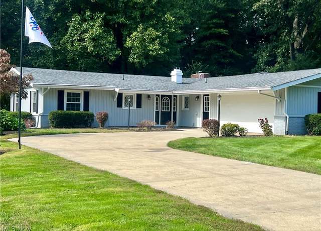 Property at 6429 Amherst Cir, Ashtabula, OH 44004, 3 beds, 2 baths