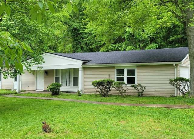 Property at 445 Houghton Rd, Sagamore Hills, OH 44067, 3 beds, 1.5 baths