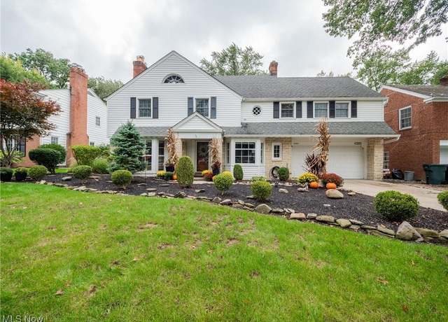 Property at 1490 Burlington Rd, Cleveland Heights, OH 44118, 4 beds, 3.5 baths