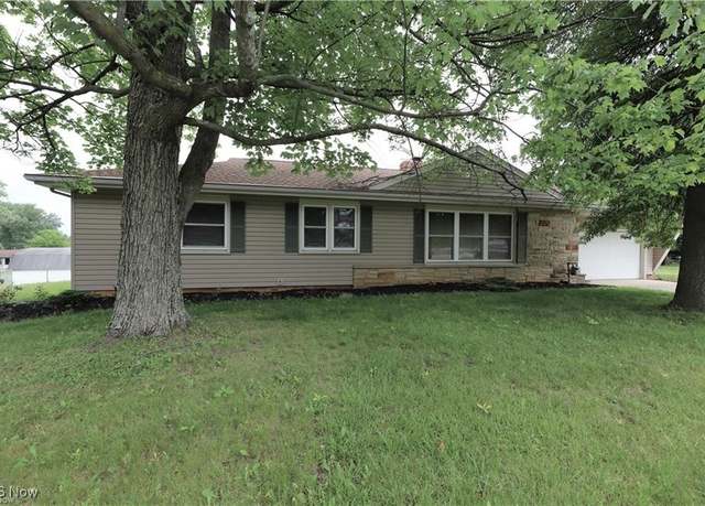 Property at 890 Wadsworth Rd, Medina, OH 44256, 3 beds, 1 bath