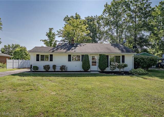 Property at 329 Cynthia Dr, Chardon, OH 44024, 3 beds, 1 bath