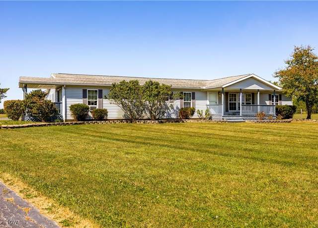Property at 19870 Whitehead Rd, Wellington, OH 44090, 3 beds, 2 baths