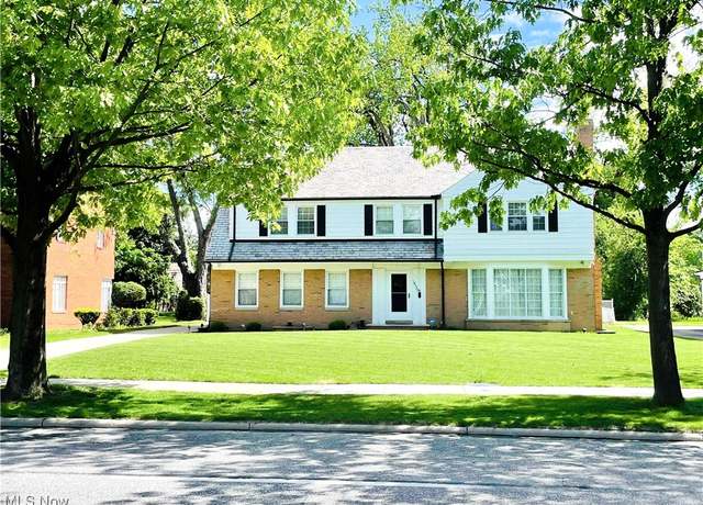 Property at 18520 Van Aken Blvd, Shaker Heights, OH 44122, 4 beds, 3.5 baths