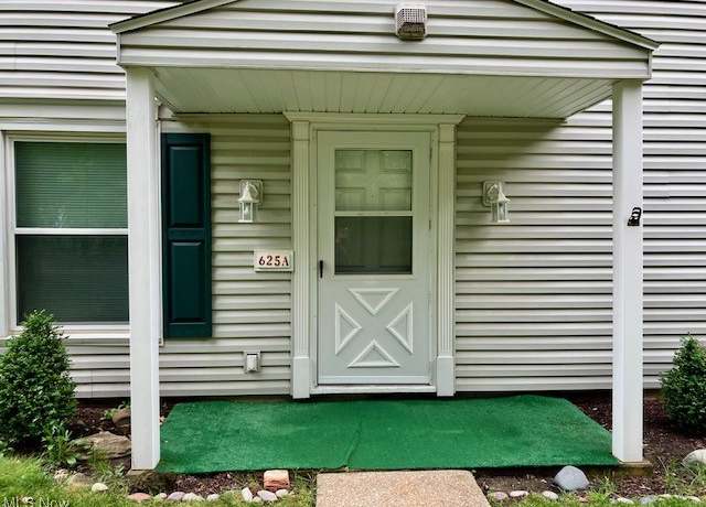 Property at 625 Canterbury Ln Unit 27  A, Medina, OH 44256, 2 beds, 1 bath