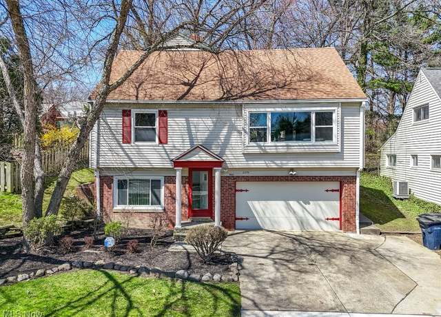 Property at 23703 Glenhill Dr, Beachwood, OH 44122, 4 beds, 3 baths