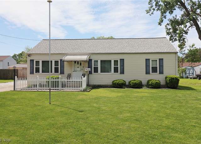 Property at 1282 E 362nd St, Eastlake, OH 44095, 3 beds, 2 baths