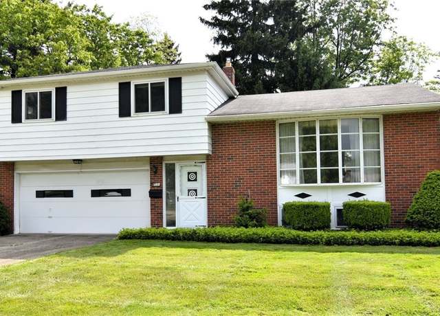 Property at 6531 Arbordale Ave, Solon, OH 44139, 3 beds, 1.5 baths