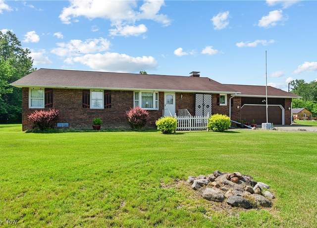 Property at 1450 Claus Rd, Vermilion, OH 44089, 4 beds, 1.5 baths