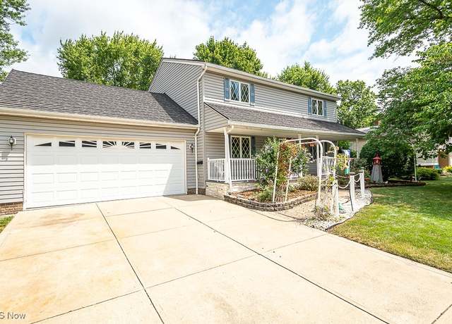 Property at 26946 Adele Ln, Olmsted Twp, OH 44138, 4 beds, 3 baths