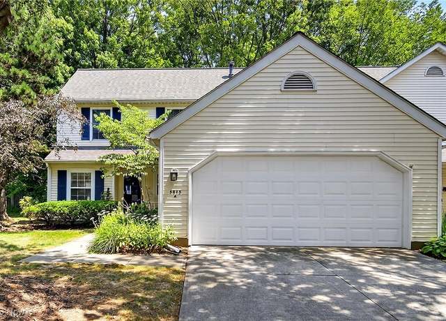 Property at 5815 Pineview Ln, Willoughby, OH 44094, 3 beds, 2.5 baths