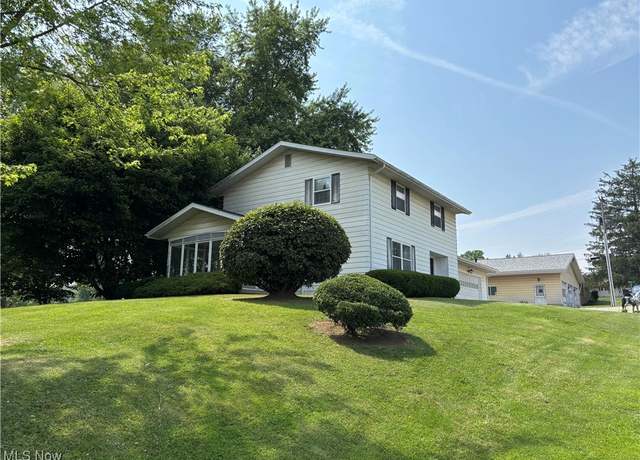 Property at 3355 Maysville Pike, Zanesville, OH 43701, 3 beds, 3 baths
