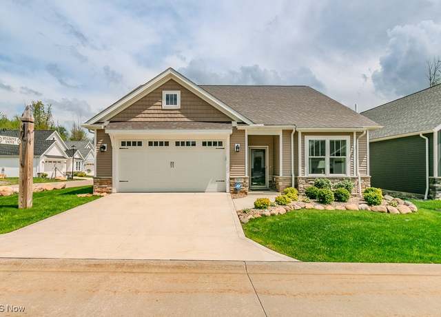 Property at 7895 Fox Hunter Ln, Concord, OH 44077, 3 beds, 2 baths