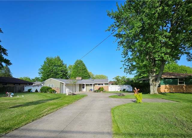 Property at 9241 W 130th St, North Royalton, OH 44133, 3 beds, 2 baths