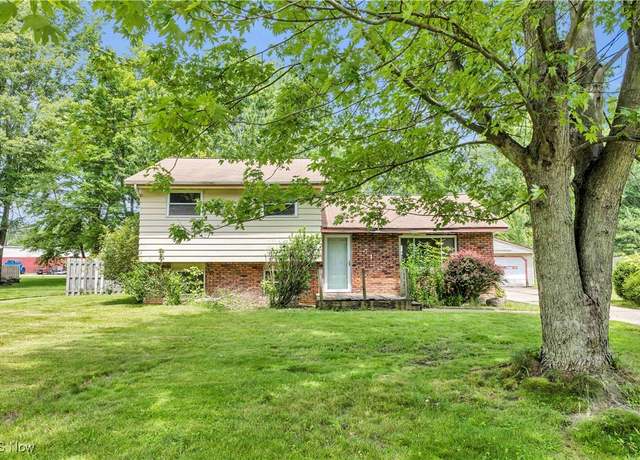 Property at 34450 Lewis St, North Ridgeville, OH 44039, 3 beds, 1.5 baths