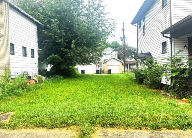Property at 1309 Jefferson St, Steubenville, OH 43952