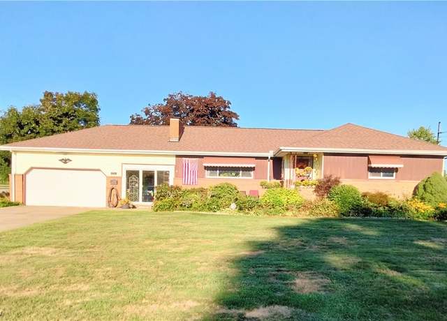 Property at 291 Struthers Liberty Rd, Campbell, OH 44405, 3 beds, 2 baths