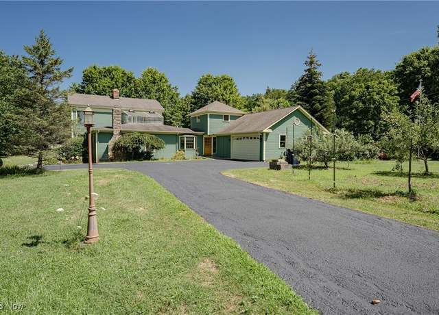 Property at 8051 Euclid Chardon Rd, Kirtland, OH 44094, 3 beds, 2.5 baths