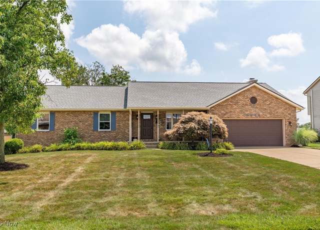 Property at 6666 Carriage Lane Ave NE, Canton, OH 44721, 3 beds, 2 baths
