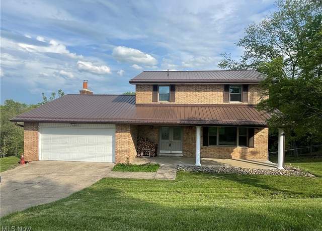 Property at 29W Wildwood Dr, Parkersburg, WV 26101, 4 beds, 3.5 baths