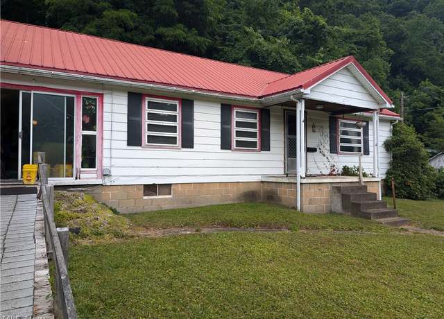 Property at 19088 South Calhoun Hwy, Orma, WV 25268, 4 beds, 1 bath