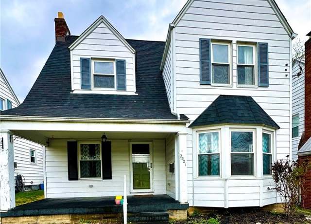 Property at 2321 Broad St, Parkersburg, WV 26104, 2 beds, 1 bath