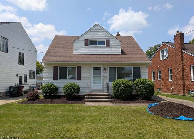 Property at 6210 Westminster Dr, Parma, OH 44129, 3 beds, 1 bath