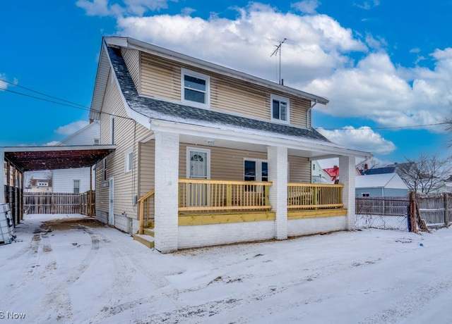 Property at 3051 Engle Pl SW, Canton, OH 44710, 3 beds, 1.5 baths