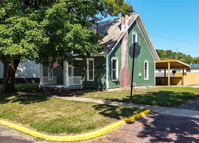 Property at 1640 Main St, Stockport, OH 43787, 3 beds, 1.5 baths