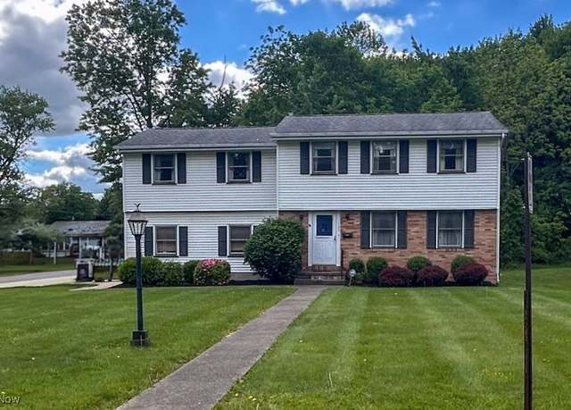 Property at 100 Chadwick Ln, Austintown, OH 44515, 4 beds, 2 baths