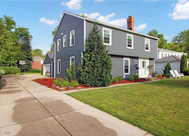 Property at 1325 Queen Annes Gate, Westlake, OH 44145, 4 beds, 2.5 baths
