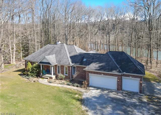 Property at 2649 Dodd Rd, Willoughby Hills, OH 44094, 5 beds, 3.5 baths