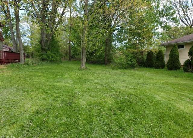Property at 1431 Bradley Rd, Westlake, OH 44145