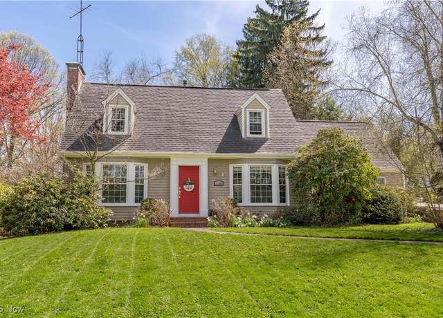 Property at 3600 Enfield Ave NW, Canton, OH 44708, 3 beds, 3 baths