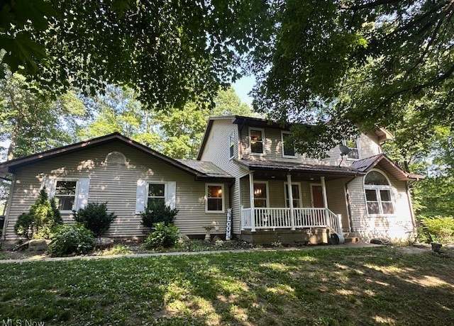 Property at 3180 Alabama Ave SW, Dalton, OH 44618, 3 beds, 3.5 baths