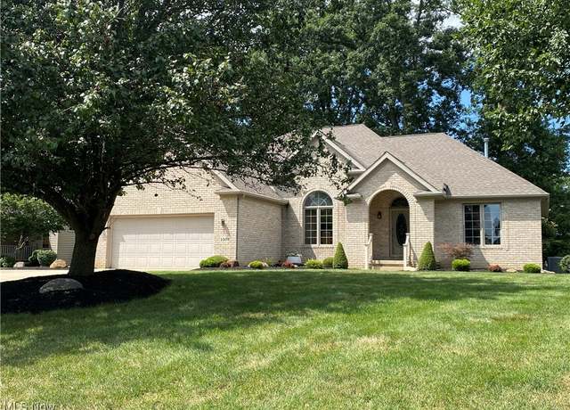 Property at 1501 Spring Wood Ln, Uniontown, OH 44685, 3 beds, 2 baths