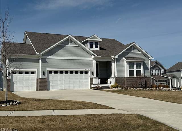 Property at 35287 Bald Eagle Ln, Willoughby, OH 44094, 4 beds, 3 baths