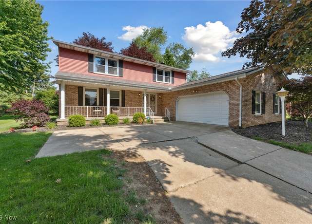 Property at 4518 Woodland Ave NW, Canton, OH 44709, 4 beds, 2.5 baths