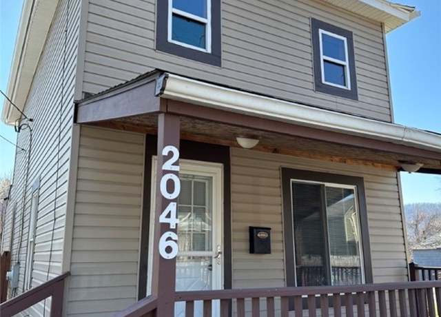Property at 2046 Ohio Ave, East Liverpool, OH 43920, 3 beds, 1 bath